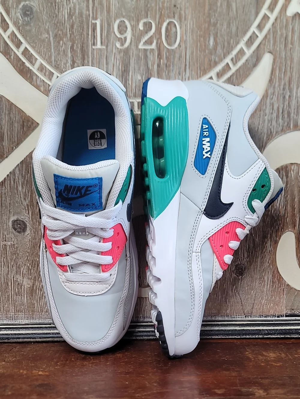 🔥 Nike Air Max 90 Essential 